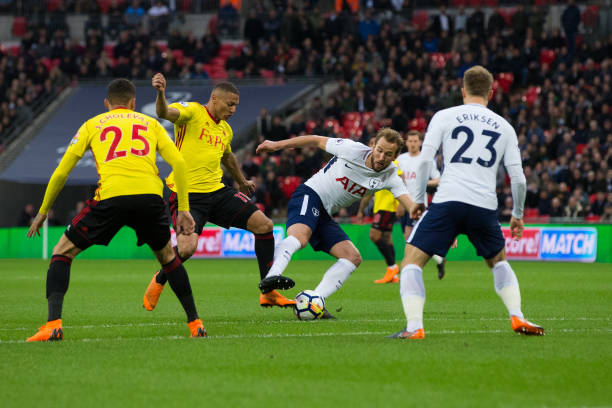 早报：阿森纳主场0-1不敌西汉姆；曼联2-2埃弗顿.